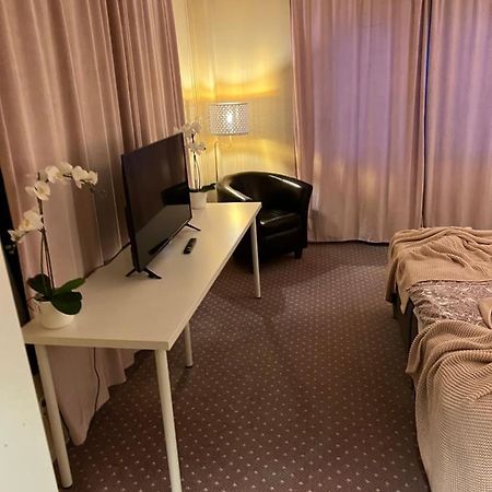 Noah Longstay Västerås Exterior foto