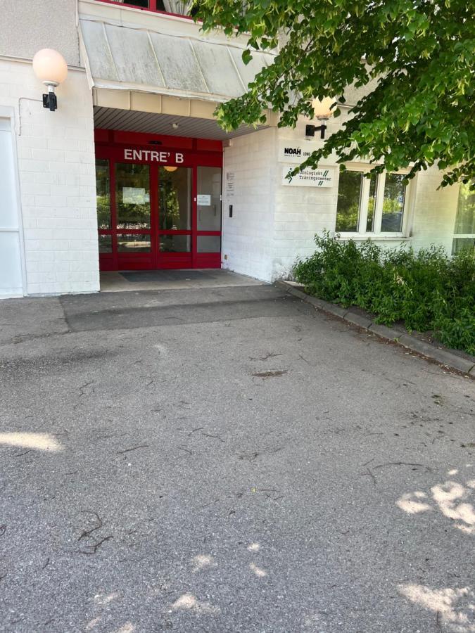 Noah Longstay Västerås Exterior foto